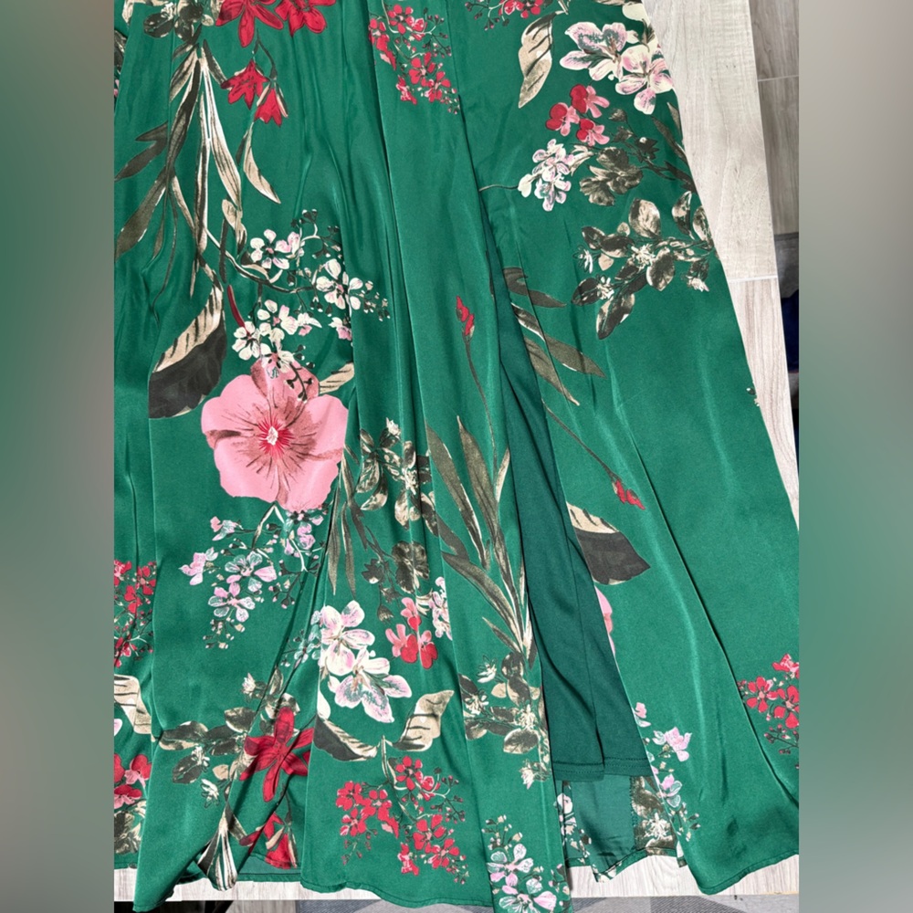 Lulu's Still the One Emerald Green Floral Print Satin Maxi Dress - Picture 7 of 16